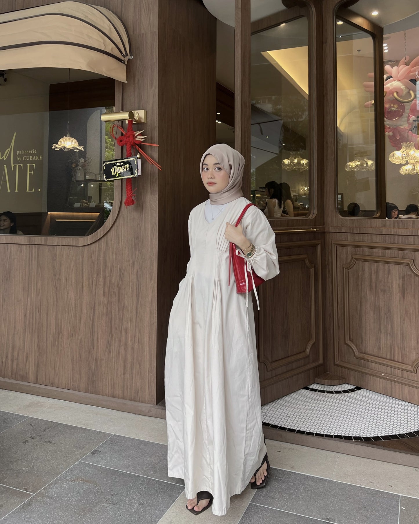 Allure Dress Cotton Poplin in Latte