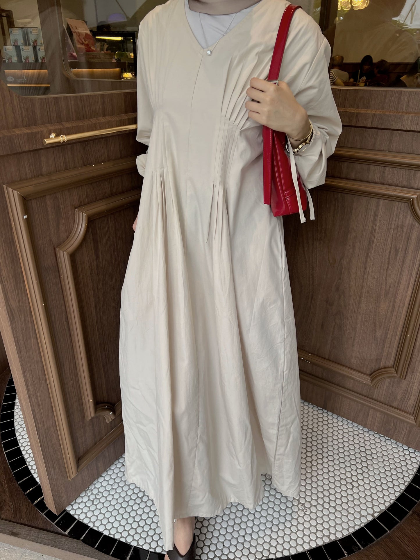 Allure Dress Cotton Poplin in Latte